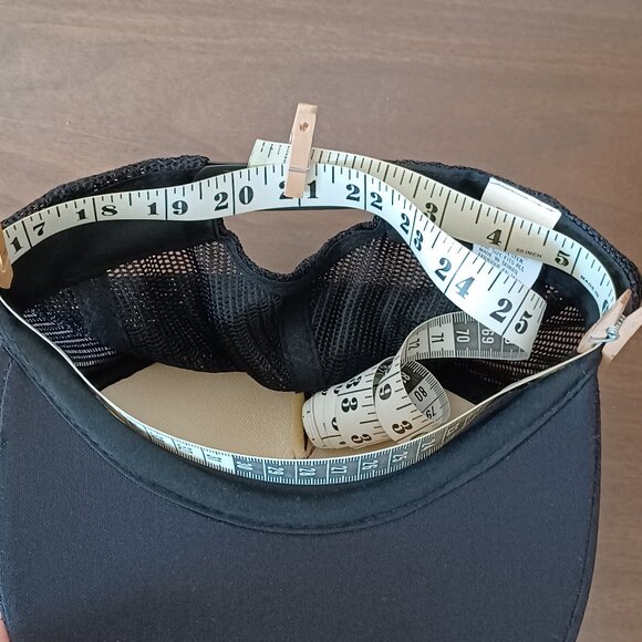 Vintage 1980s International Insignia Embroidered Ottawa Trucker Hat Snapback Cap - Picture 12 of 13